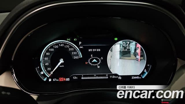 Genesis GV70, 2023 8