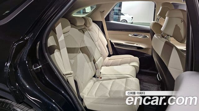 Genesis GV70, 2023 12