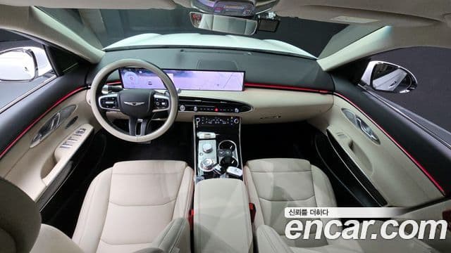 Genesis GV70, 2025 7