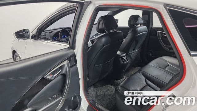 Hyundai Grandeur HG Modern, 2015 17