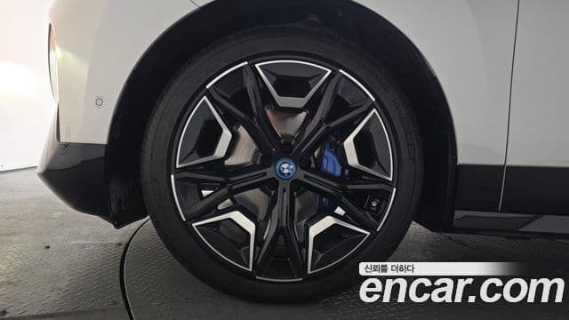 BMW iX xDrive50 Sport Plus, 2024 все фото