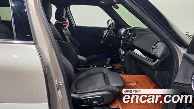 Mini Cooper Countryman 2세대, 2024 10