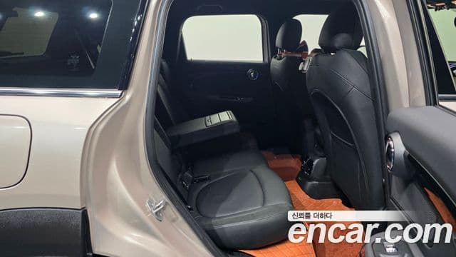 Mini Cooper Countryman 2세대, 2024 11