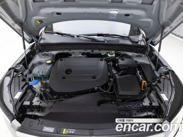 Volvo XC40 B4 Ultimate Bright, 2025 6