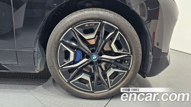 BMW iX xDrive50 Sport Plus, 2023 все фото