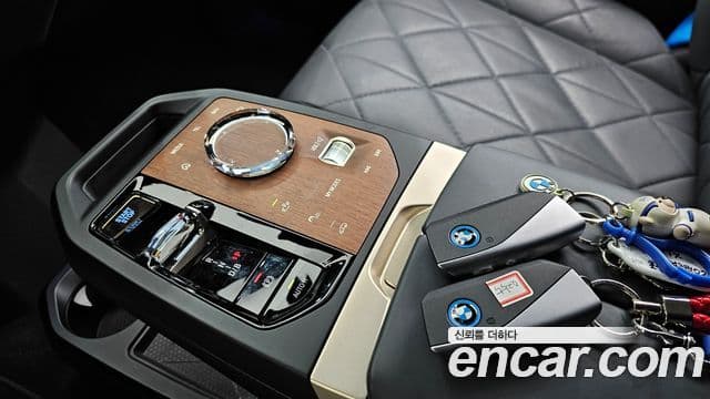 BMW iX xDrive50 Sport Plus, 2023 9