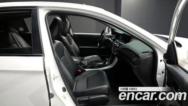 Honda 올뉴어코드 9세대, 2013 10