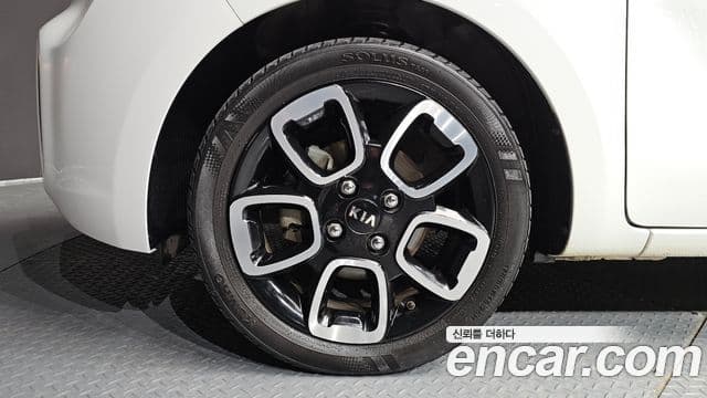 Kia The / новый New Ray Luxury, 2018 все фото