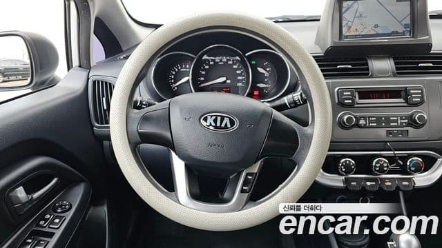 Kia All New Pride Smart Special, 2014 13