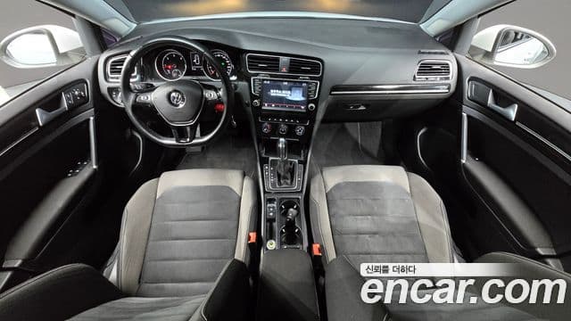 Volkswagen Гольф 7세대, 2014 7