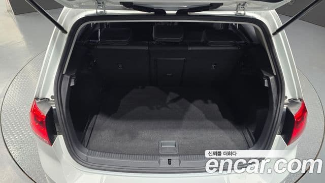 Volkswagen Гольф 7세대, 2014 18