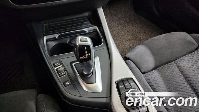 BMW 1시리즈 (F20) 118d M Sport Shadow 5도어, 2018 9