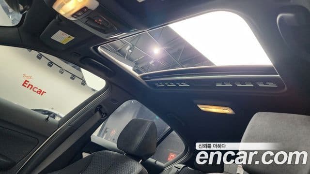 BMW 1시리즈 (F20) 118d M Sport Shadow 5도어, 2018 18