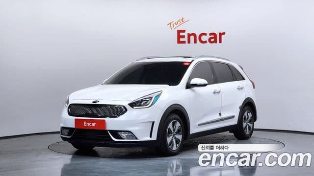 Kia Niro Noblesse, 2018 1