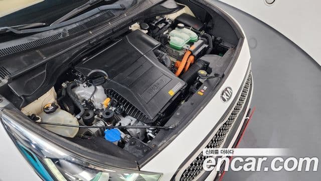 Kia Niro Noblesse, 2018 6