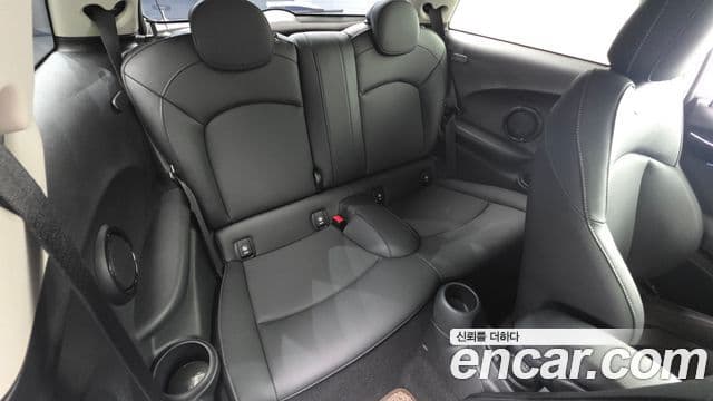 Mini Cooper 3세대, 2023 19