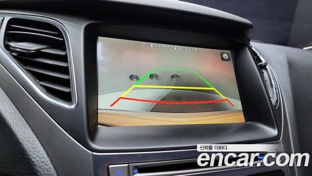 Hyundai Grandeur HG Modern, 2015 15