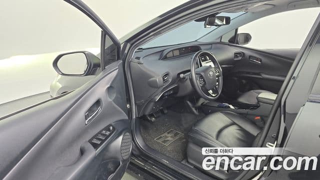 Toyota 프리우스 4세대, 2020 10