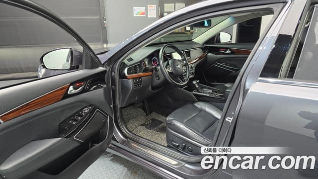 Kia All New K7 Prestige, 2016 10