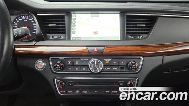 Kia All New K7 Prestige, 2016 14