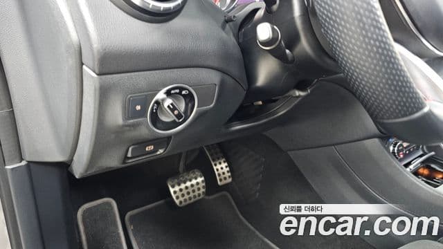 Mercedes-Benz CLA-класс C117 AMG Line, 2018 17