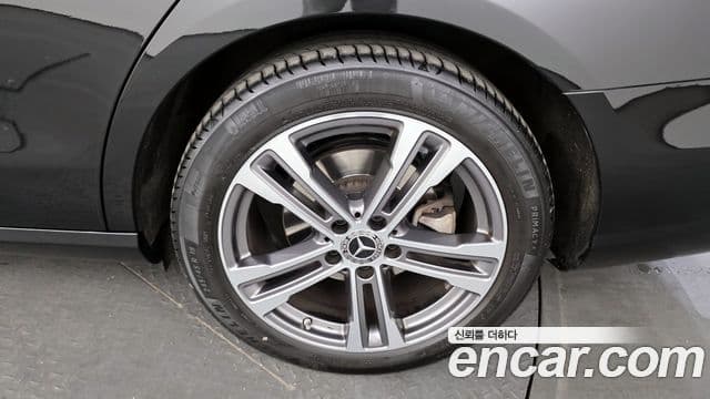 Mercedes-Benz E-класс W213 Avantgarde, 2023 все фото