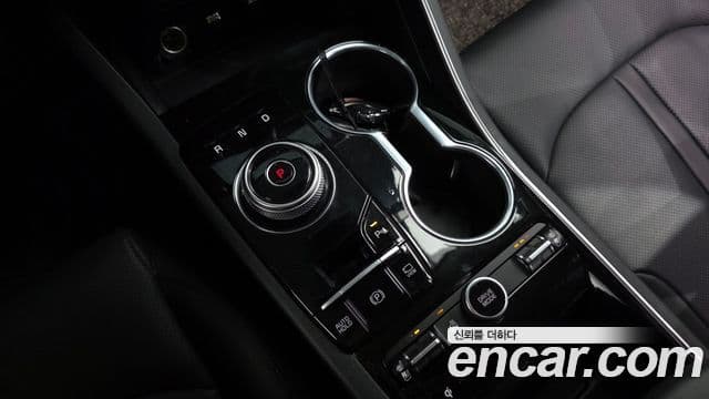 Kia K5 гибрид 3세대 Prestige, 2023 9