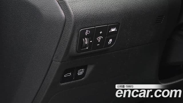 Kia K5 гибрид 3세대 Prestige, 2023 16