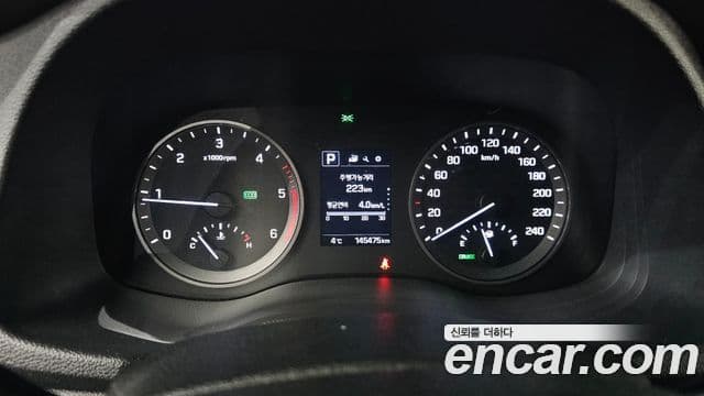 Hyundai All New Tucson Modern, 2017 8