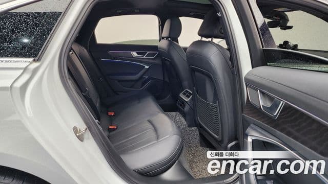 Audi A6 (C8) Premium, 2022 12