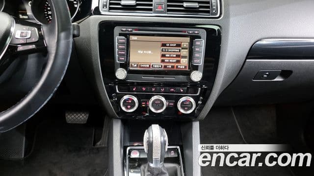 Volkswagen New Jetta 6세대, 2015 14
