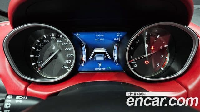 Maserati Levante 3.0 S AWD GranSport, 2018 8