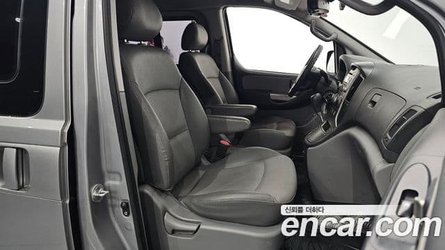Hyundai Grand Starex CVX Premium, 2012 10