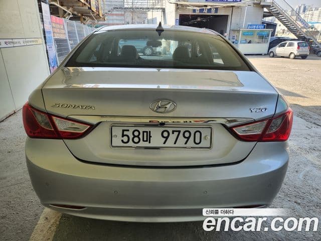 Hyundai YF Sonata люксовая версия, 2010 все фото