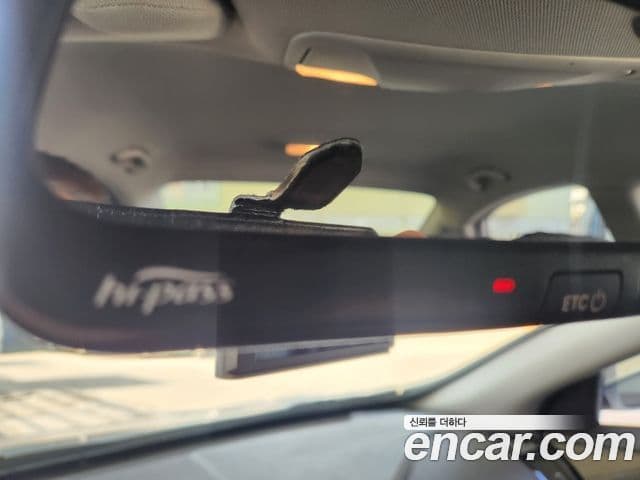 Hyundai YF Sonata люксовая версия, 2010 13