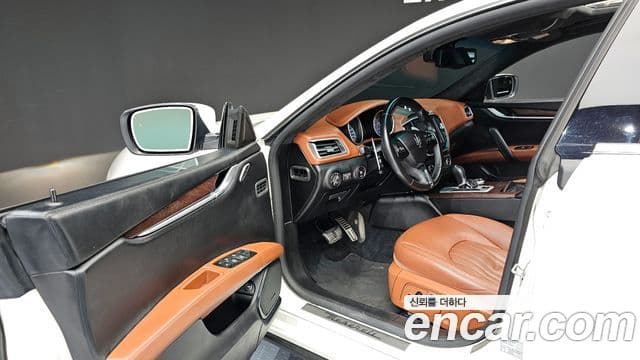 Maserati 기블리 3세대, 2016 11