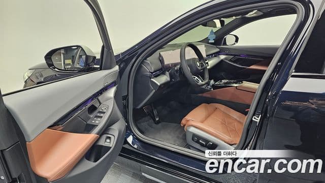 BMW 5시리즈 (G60) 530i xDrive M Sport, 2025 10