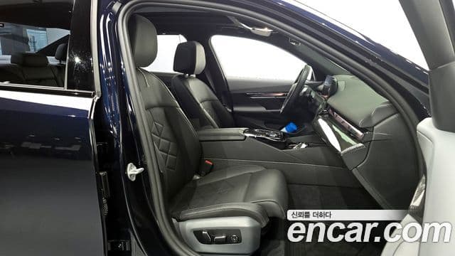 BMW 5시리즈 (G60) 530i xDrive M Sport, 2025 10