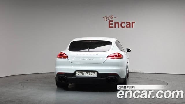 Porsche Panamera 970, 2016 4