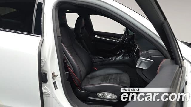 Porsche Panamera 970, 2016 10