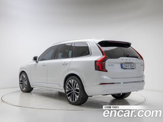 Volvo XC90 2세대 B6 Ultra Bright, 2026 4