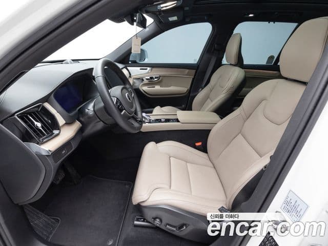Volvo XC90 2세대 B6 Ultra Bright, 2026 9