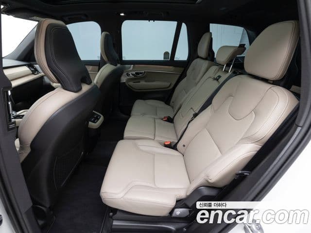 Volvo XC90 2세대 B6 Ultra Bright, 2026 10
