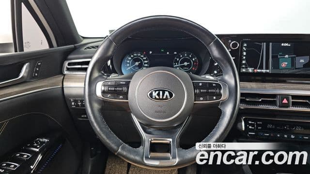 Kia K5 3세대 Signature, 2021 16