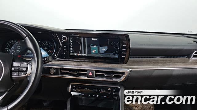 Kia K5 3세대 Signature, 2021 17
