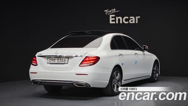 Mercedes-Benz E-класс W213 Avantgarde, 2017 2
