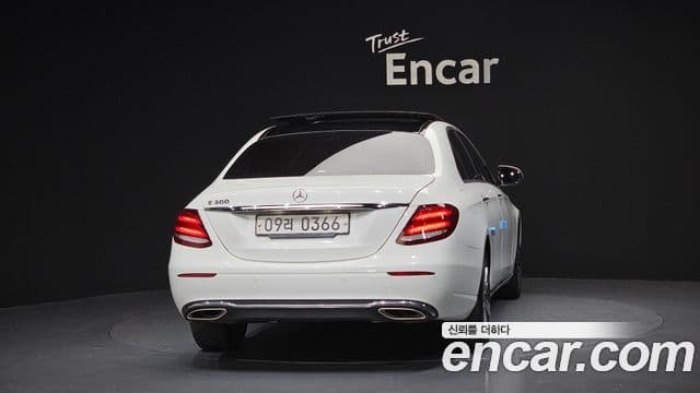 Mercedes-Benz E-класс W213 Avantgarde, 2017 4