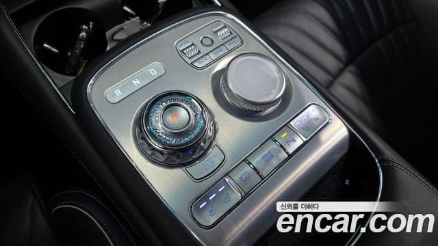 Genesis G90 (RS4) бензин 3.5 турбо e-S/C AWD, 2023 9