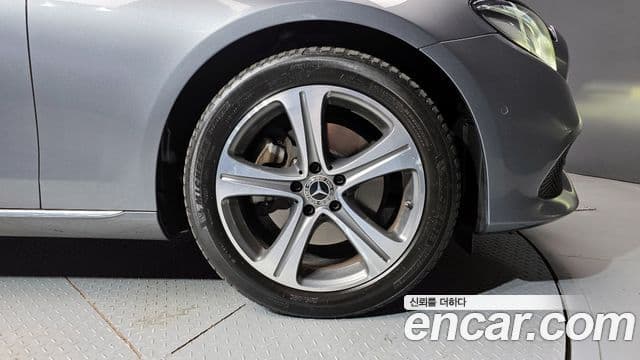 Mercedes-Benz E-класс W213 Avantgarde, 2019 все фото