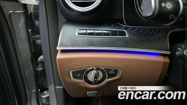 Mercedes-Benz E-класс W213 Avantgarde, 2019 16